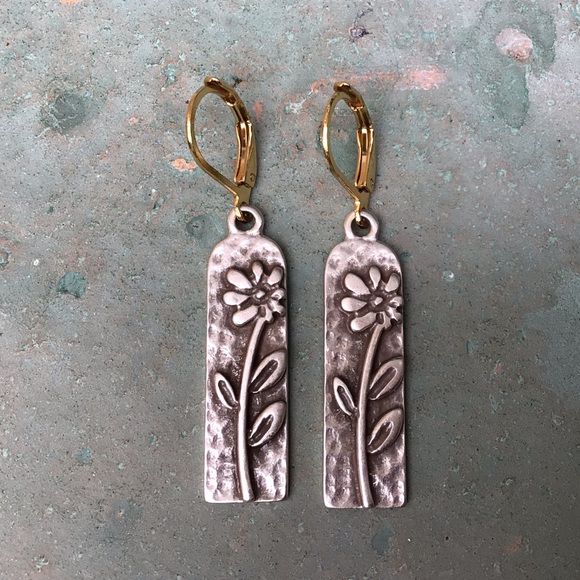 Handcrafted Sundance Charm silver earrings new - Picture 5 of 5